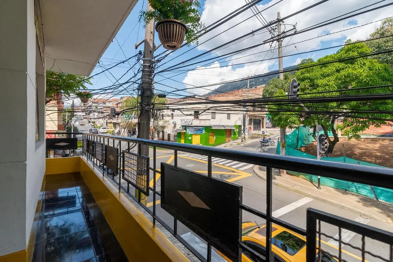 Campo Valdes Park Hostel Medellin