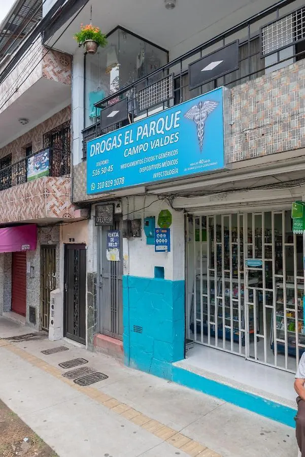 Campo Valdes Park Hostel Medellin Guest house