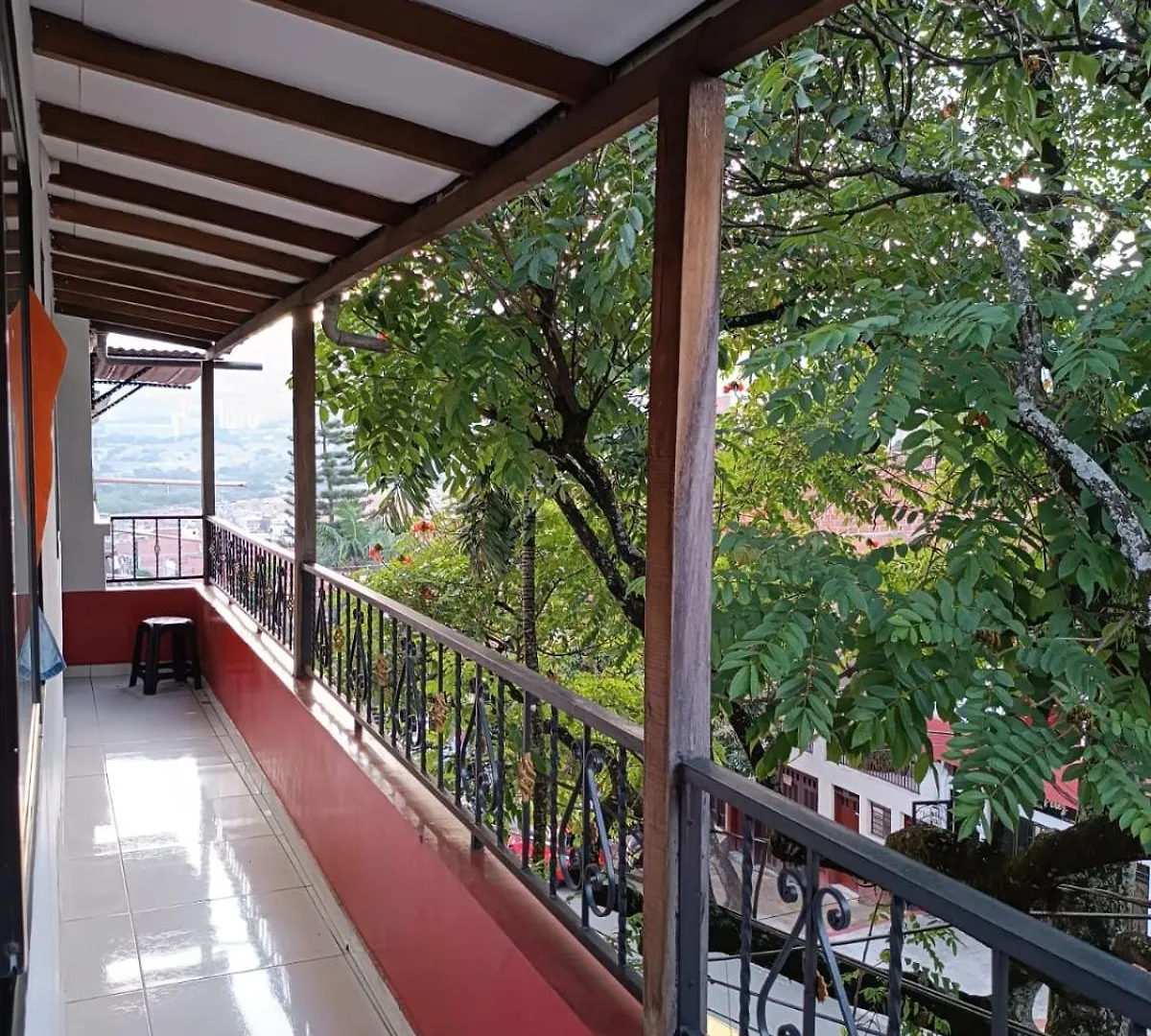Campo Valdes Park Hostel Medellín Gæstehus