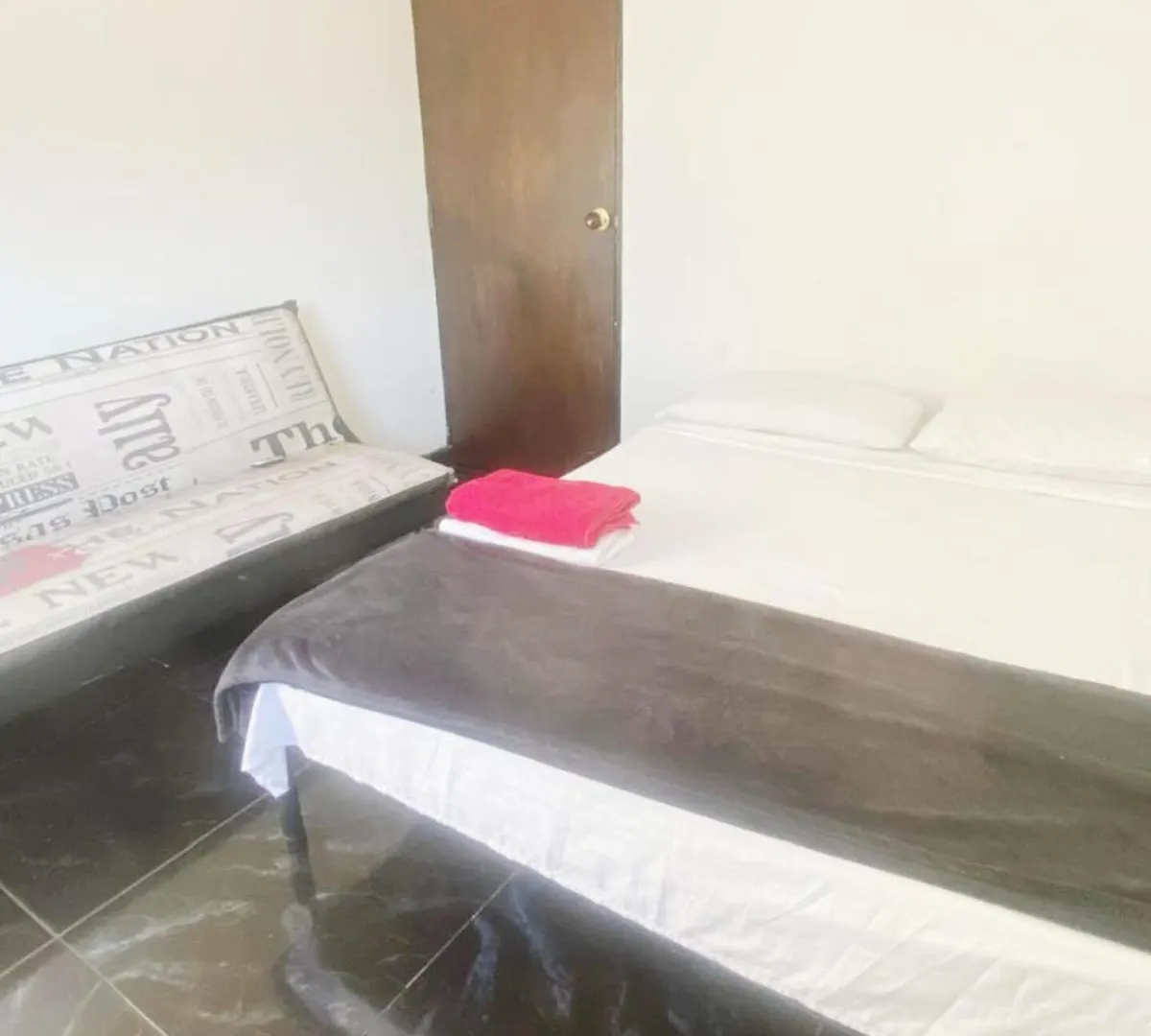 Campo Valdes Park Hostel Medellín Gæstehus